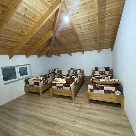 Guest House Korabi Ceren Kültér fotó